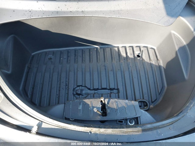 2023 TESLA MODEL 3 5YJ3E1EA7PF458006 Photo 9