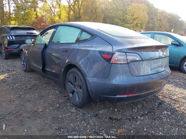2023 TESLA MODEL 3 5YJ3E1EA7PF458006 Photo 2