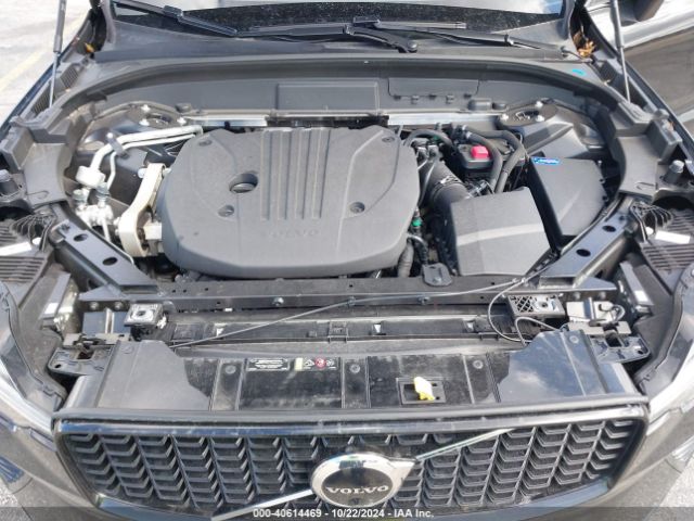 YV4L12RL2R1776024 Volvo Xc60 B5 Plus Dark Theme