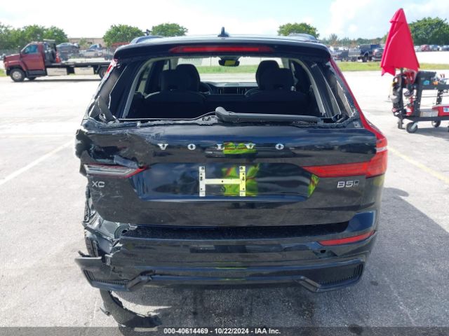YV4L12RL2R1776024 Volvo Xc60 B5 Plus Dark Theme
