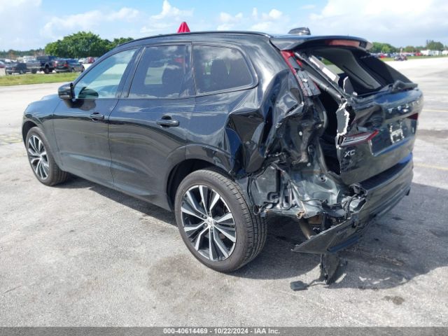 YV4L12RL2R1776024 Volvo Xc60 B5 Plus Dark Theme