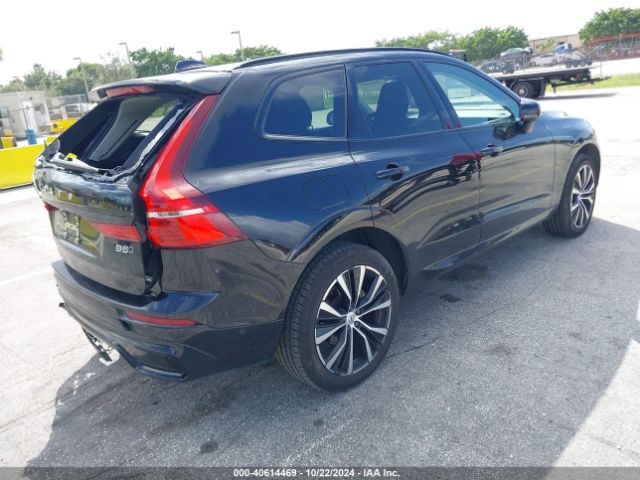 YV4L12RL2R1776024 Volvo Xc60 B5 Plus Dark Theme
