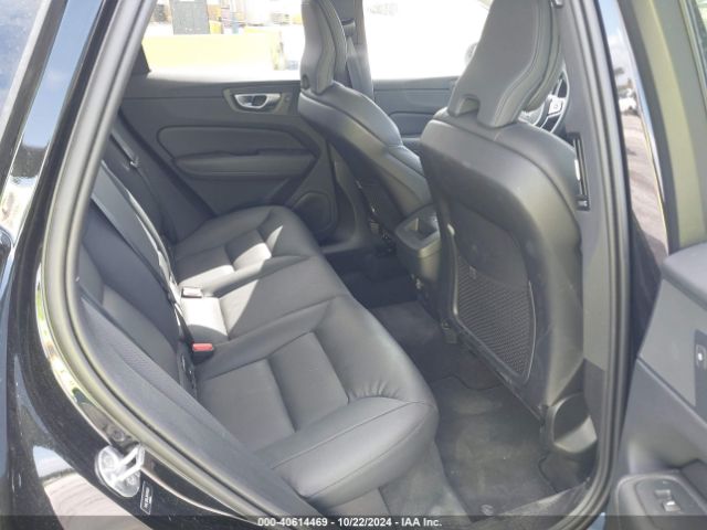 YV4L12RL2R1776024 Volvo Xc60 B5 Plus Dark Theme