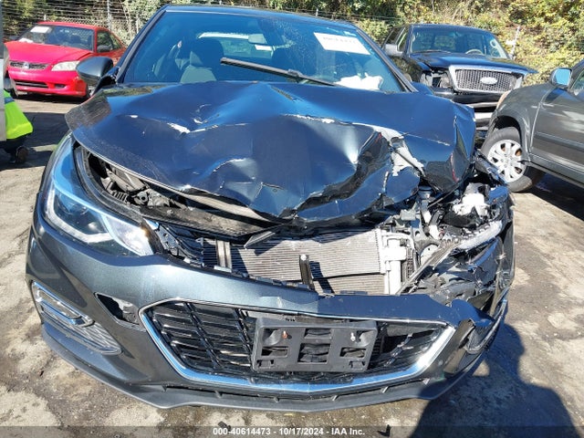 Chevrolet Cruze Lt Auto 2018 1G1BE5SM6J7150025 Image 6