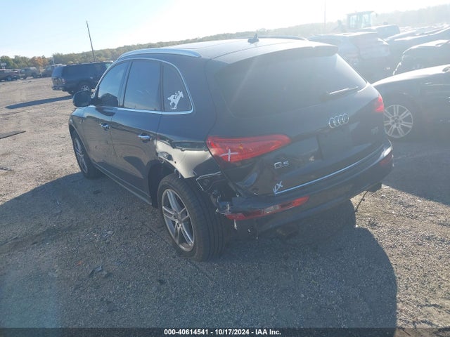 WA1D7AFP4GA114976 Audi Q5 3.0t Premium Plus