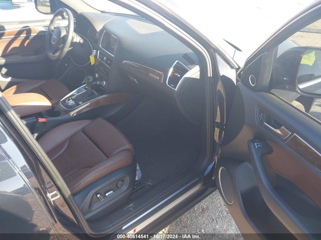 WA1D7AFP4GA114976 Audi Q5 3.0t Premium Plus