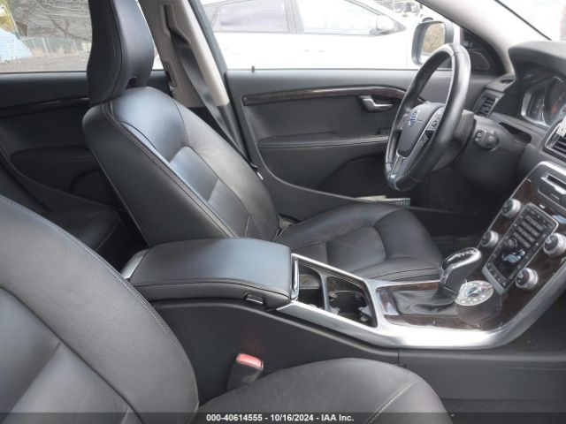 YV4612NM7G1245698 Volvo Xc70 T5 Platinum