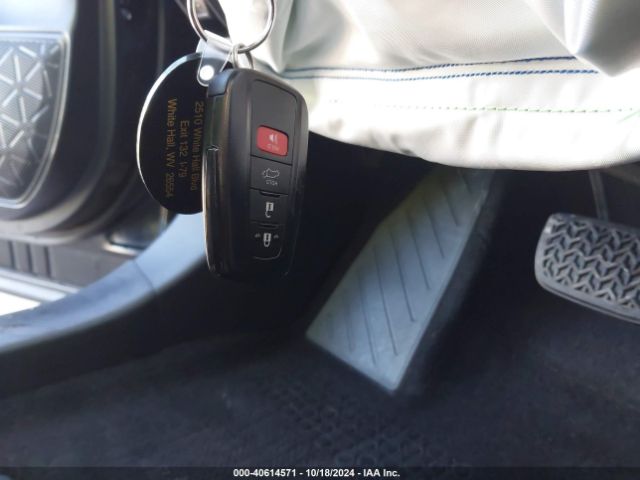 2T3J1RFV5KW036337 Toyota Rav4 Adventure