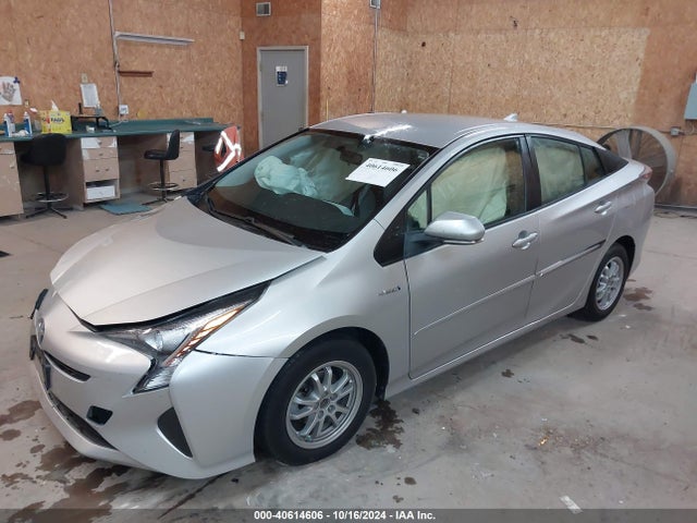JTDKBRFU5G3011392 Toyota Prius Two