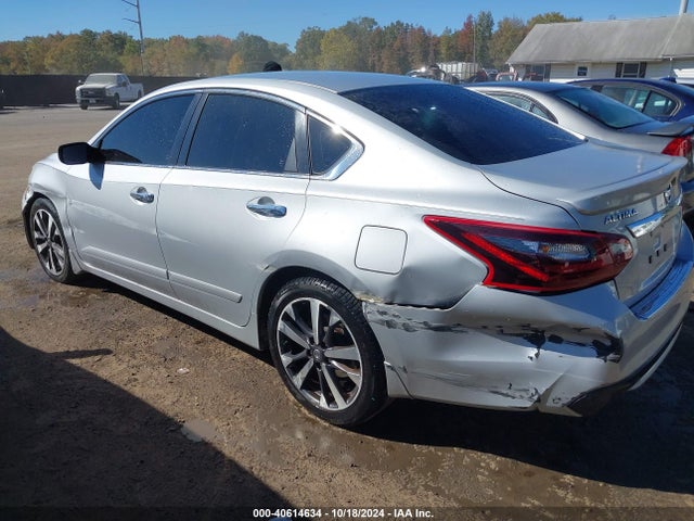 Nissan Altima 2.5 Sr 2017 1N4AL3AP0HN310596 Image 3
