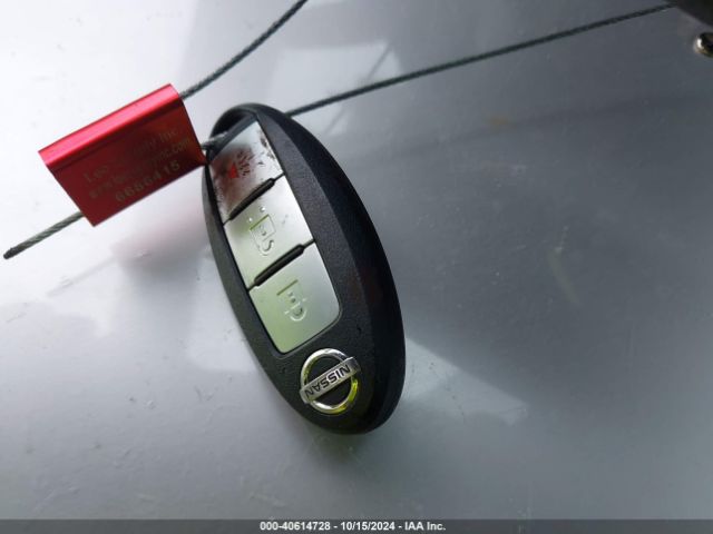 JN8AT3AA6MW018742 Nissan Rogue S Fwd