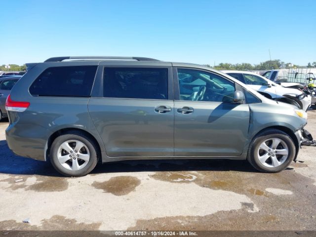 5TDKK3DC0ES452026 Toyota Sienna Le V6 8 Passenger