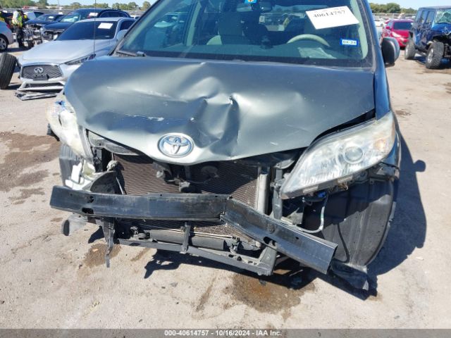 5TDKK3DC0ES452026 Toyota Sienna Le V6 8 Passenger