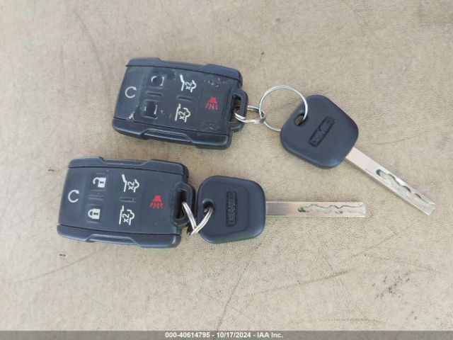 1GKS2AKC0HR212411 GMC YUKON SLE