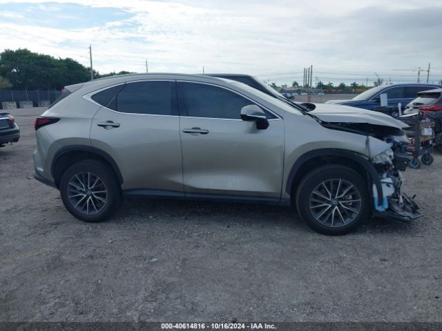 2T2ADCAZ3RC007935 Lexus NX 250