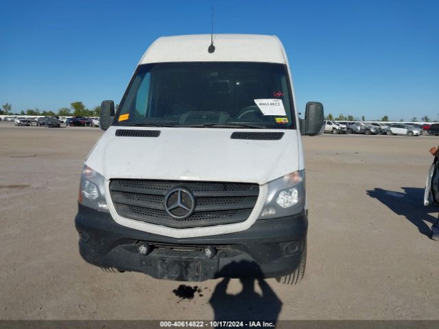 WD3PE8CD7HP559927 Mercedes-Benz Sprinter 2500 High Roof V6