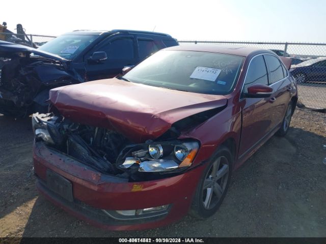 1VWBV7A32FC059695 Volkswagen Passat 2.0l Tdi Se