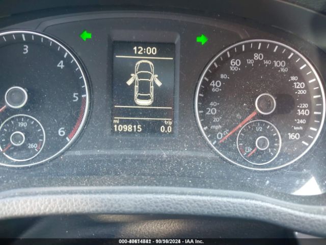 1VWBV7A32FC059695 Volkswagen Passat 2.0l Tdi Se