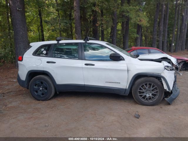 1C4PJLAB5FW721482 Jeep Cherokee Sport
