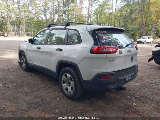 1C4PJLAB5FW721482 Jeep Cherokee Sport