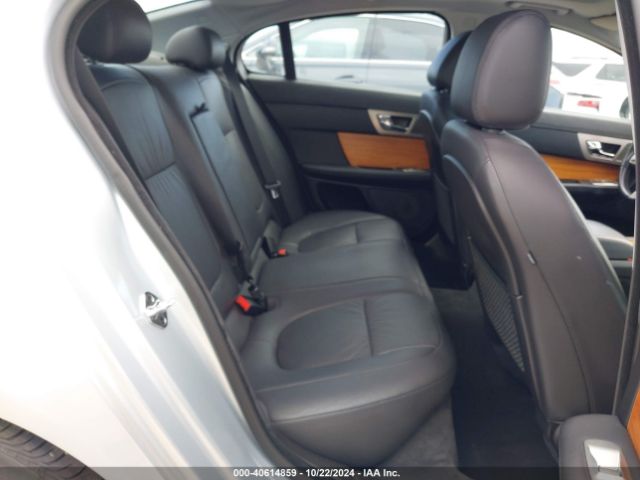 2010 JAGUAR XF SAJWA0FA0AHR72385 Photo 7
