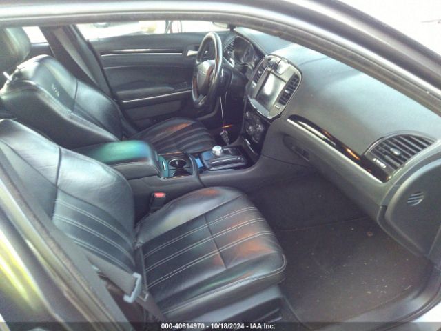 2C3CCABG1KH559421 Chrysler 300 300s