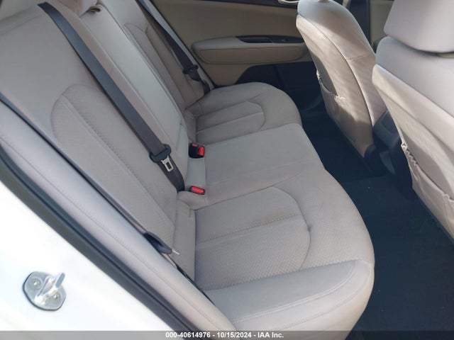 KNAGT4L39G5098281 KIA Optima Lx