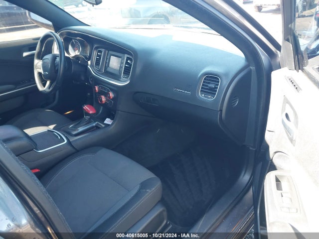 2C3CDXBG3GH180072 Dodge Charger Se