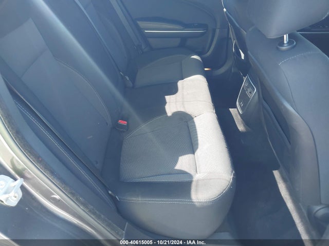 2C3CDXBG3GH180072 Dodge Charger Se