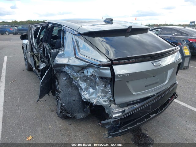2024 CADILLAC LYRIQ 1GYKPVRLXRZ124911 Photo 2