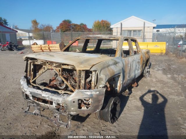 1GT12ZE84FF105051 GMC Sierra 2500hd Slt