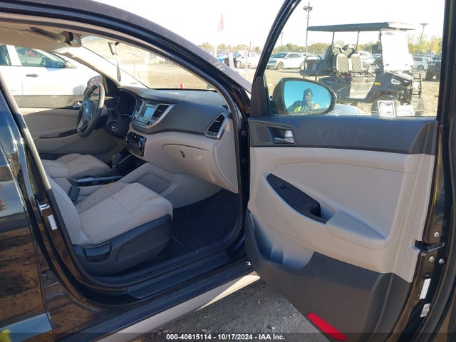 Hyundai TUCSON SE 2017 KM8J33A46HU296446 Image 5
