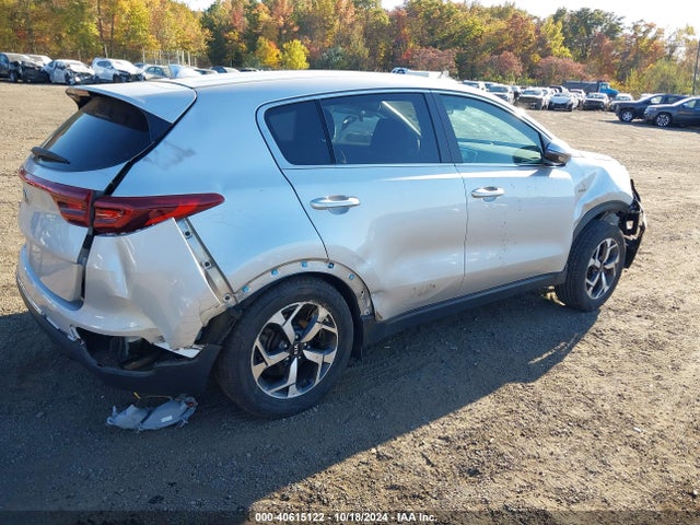 KIA Sportage Lx 2021 KNDPMCAC8M7894825 Image 4