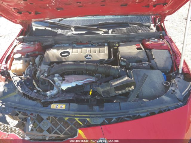 WDD3G4FB4KW016233 Mercedes-Benz A 220 4matic
