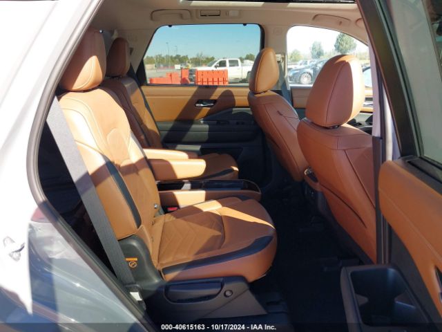 5N1DR3DK8NC248728 Nissan Pathfinder Platinum 4wd