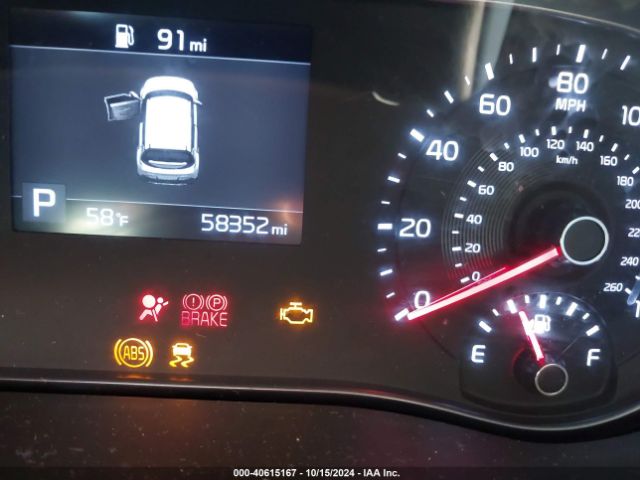 KNDJ23AU1N7806896 KIA SOUL LX