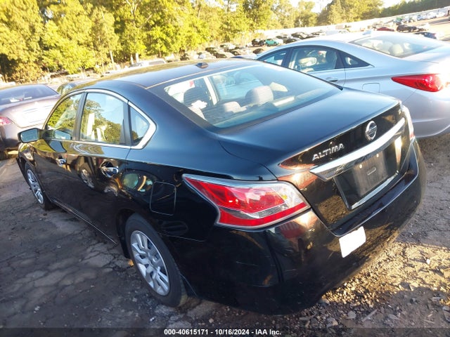 Nissan Altima 2.5 S 2015 1N4AL3AP1FC143187 Image 3