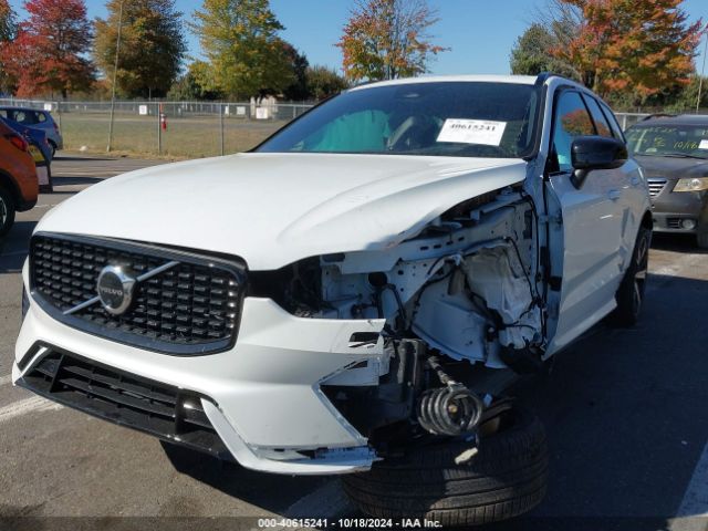 2022 VOLVO XC60 YV4L12RM6N1083248 Photo 1