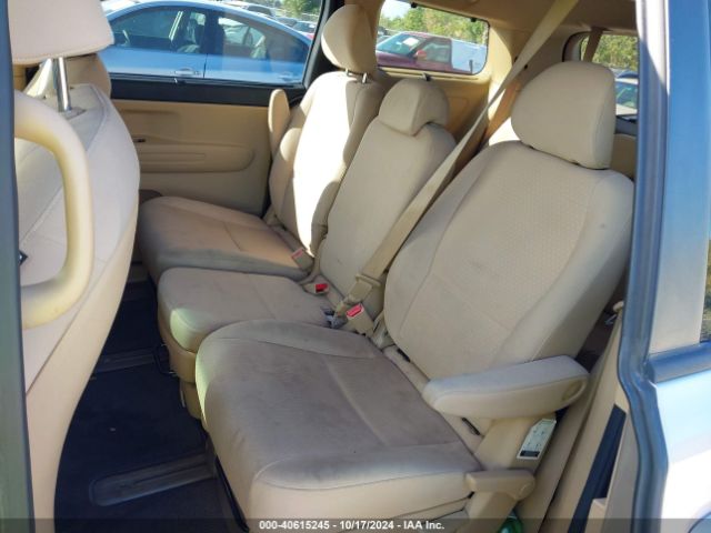 KNDMB5C11G6178343 KIA SEDONA LX