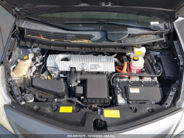 JTDZN3EUXE3324259 Toyota Prius V Three
