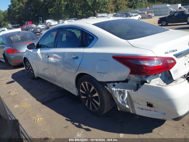 Nissan Altima 2.5 Sv 2018 1N4AL3AP2JC134653 Image 14