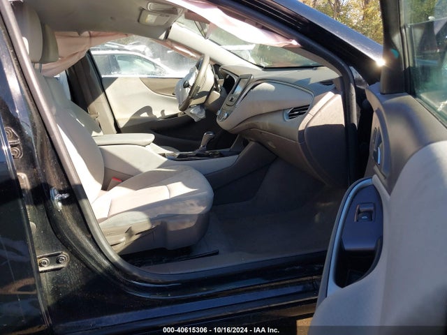 Chevrolet Malibu 1ls 2018 1G1ZB5ST8JF111179 Image 5