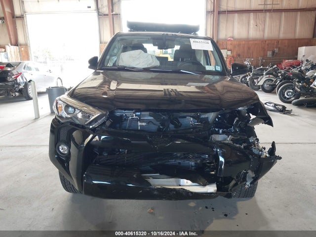 Toyota 4RUNNER SR5 2024 JTEMU5JR2R6286777 Image 13