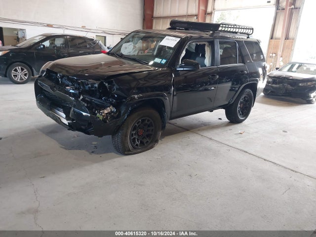 Toyota 4RUNNER SR5 2024 JTEMU5JR2R6286777 Image 2