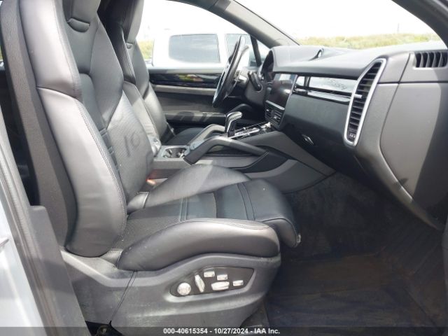 WP1AB2AY6LDA29058 Porsche CAYENNE S