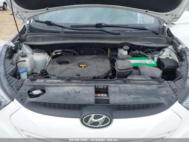 Hyundai TUCSON GLS 2015 KM8JT3AF6FU988477 Image 10
