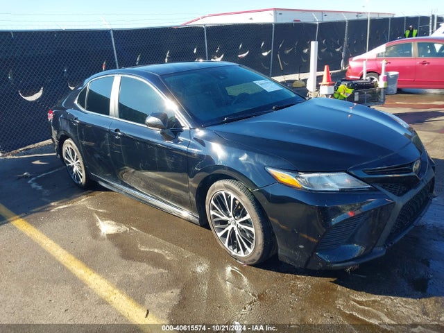 2019 4T1B11HK5KU845743 main image