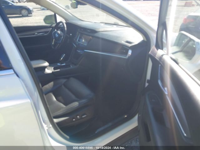 1GYKNBRS3HZ241272 Cadillac XT5 LUXURY