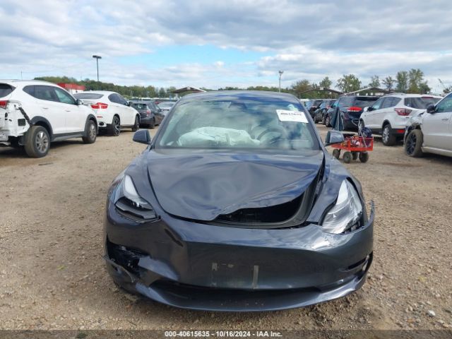 5YJ3E1EB3NF126733 Tesla Model 3 Long Range Dual Motor All-wheel Drive