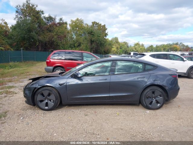 5YJ3E1EB3NF126733 Tesla Model 3 Long Range Dual Motor All-wheel Drive